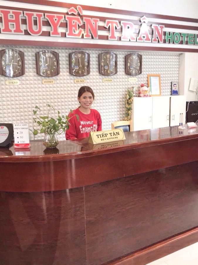 Huyen Tran Hotel Can Tho Buitenkant foto
