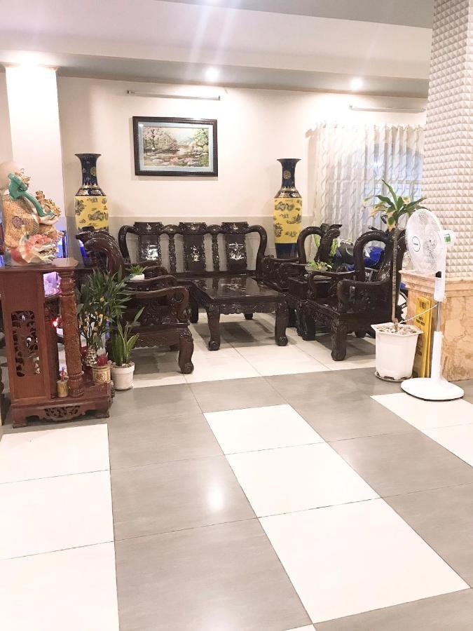 Huyen Tran Hotel Can Tho Buitenkant foto