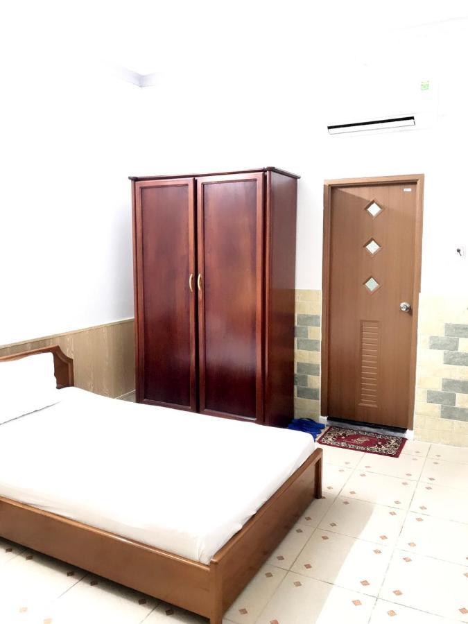 Huyen Tran Hotel Can Tho Buitenkant foto