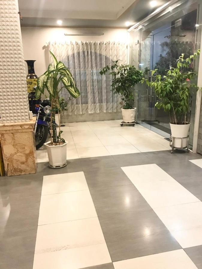 Huyen Tran Hotel Can Tho Buitenkant foto
